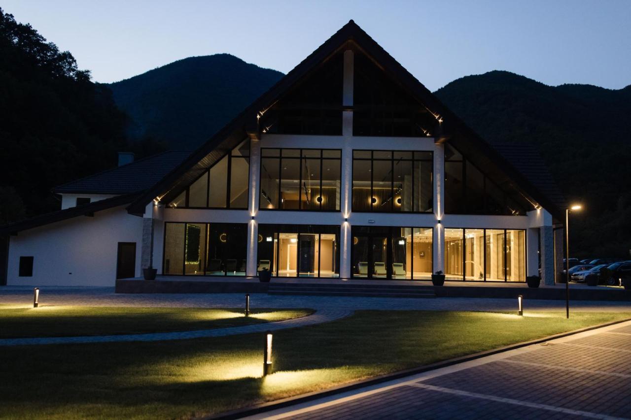 Nedei Hotel&Spa Transalpina Martinie Ngoại thất bức ảnh