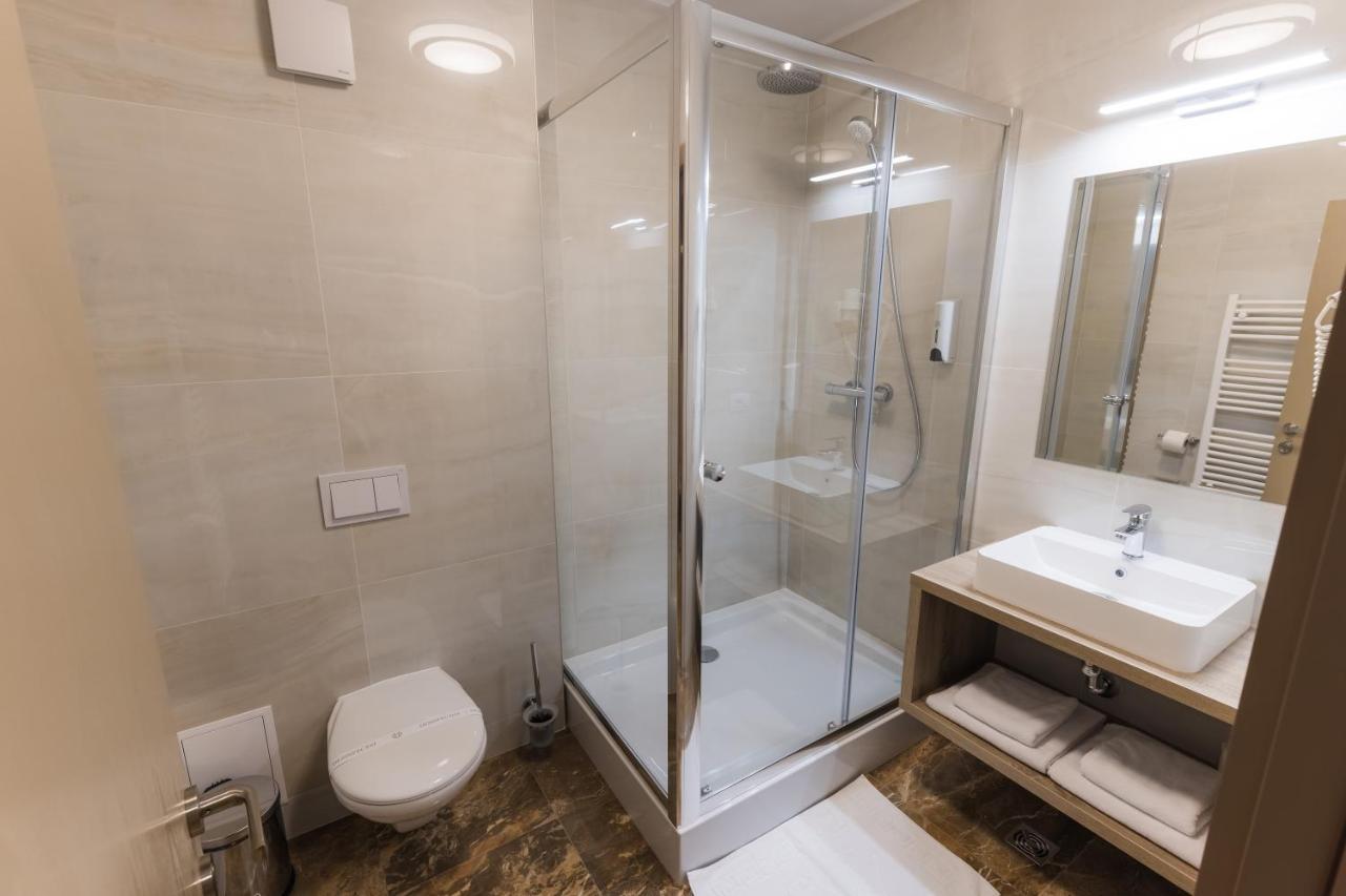 Nedei Hotel&Spa Transalpina Martinie Ngoại thất bức ảnh